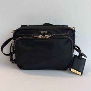 TUMI Voyageur Troy Zip Pocket Crossbody Bag in Black (Gold Hardware)